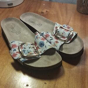 Mountain Sole By White Mountain Sandal Size 9